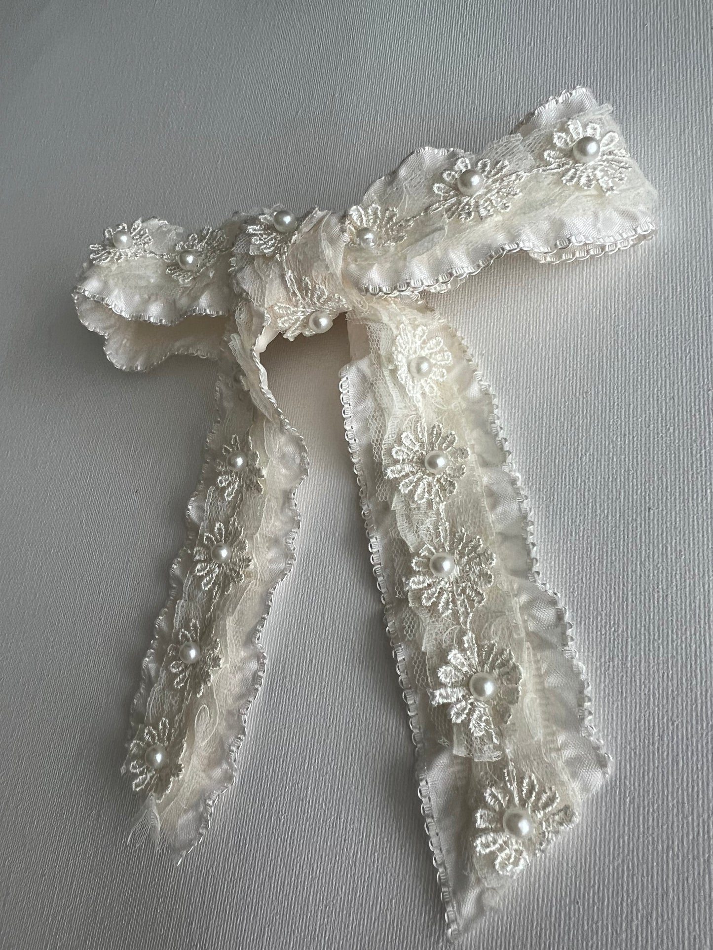Pearly curly - pearl